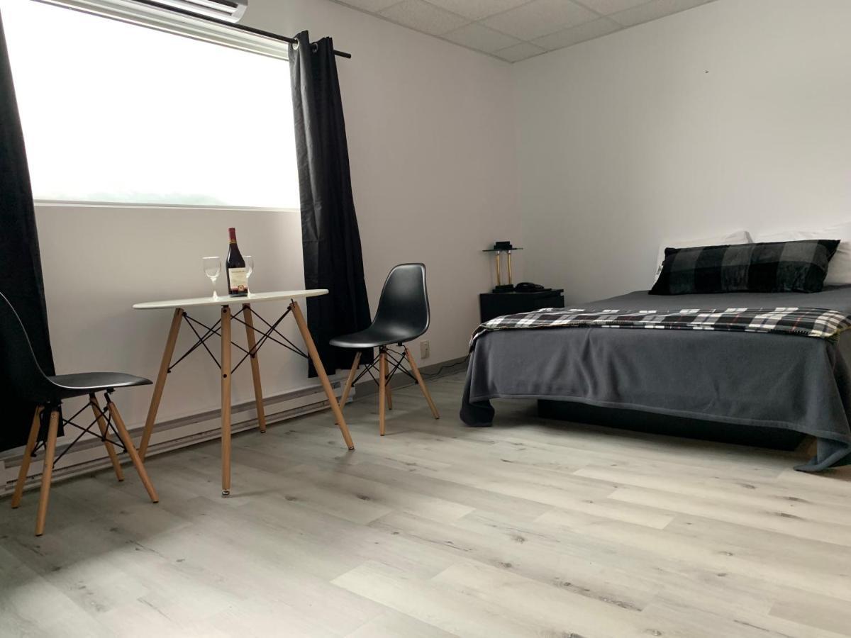 Hotel St-Alexis Saint-Raymond Екстер'єр фото
